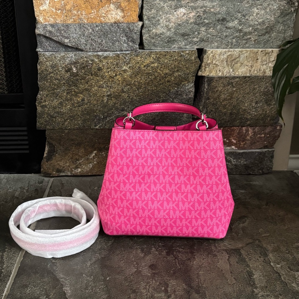 Michael Kors Pratt Small Logo Bucket Crossbody Shoulder Bag - Picture 2 of 16